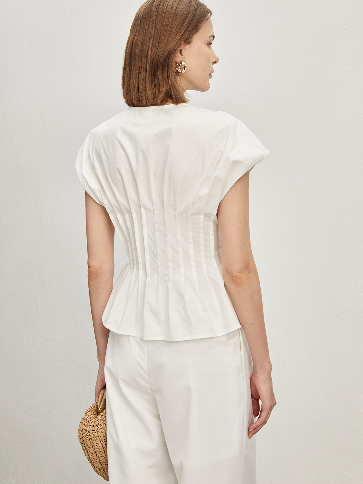 Elegantly Styled Blouse for Everyday Wear