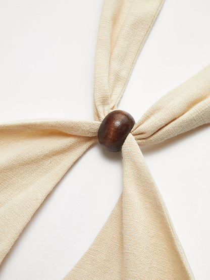 Beautifully Crafted Blouse in a Classic Style