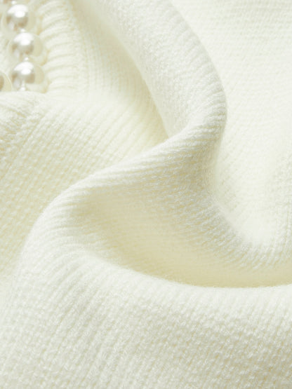 Well Tailored Cardigan with a Graceful Silhouette