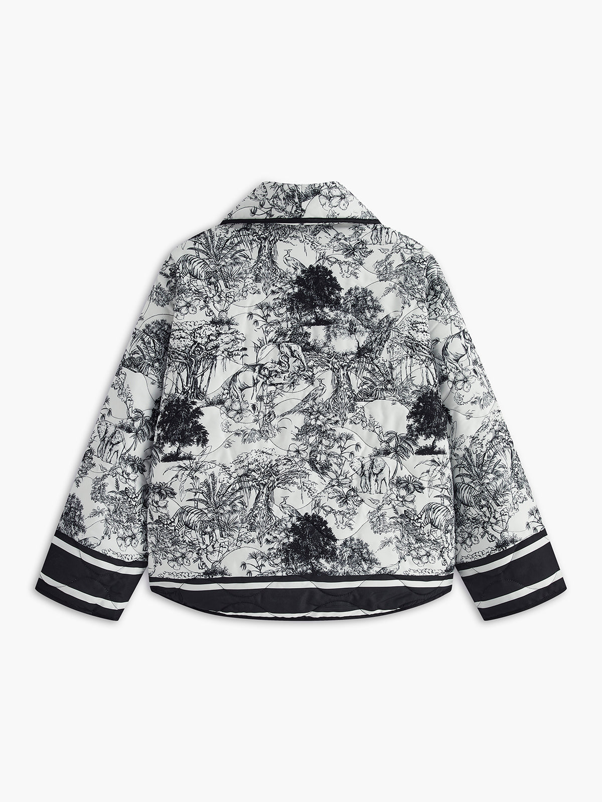 Effortlessly Elegant Jacket with a Timeless Design