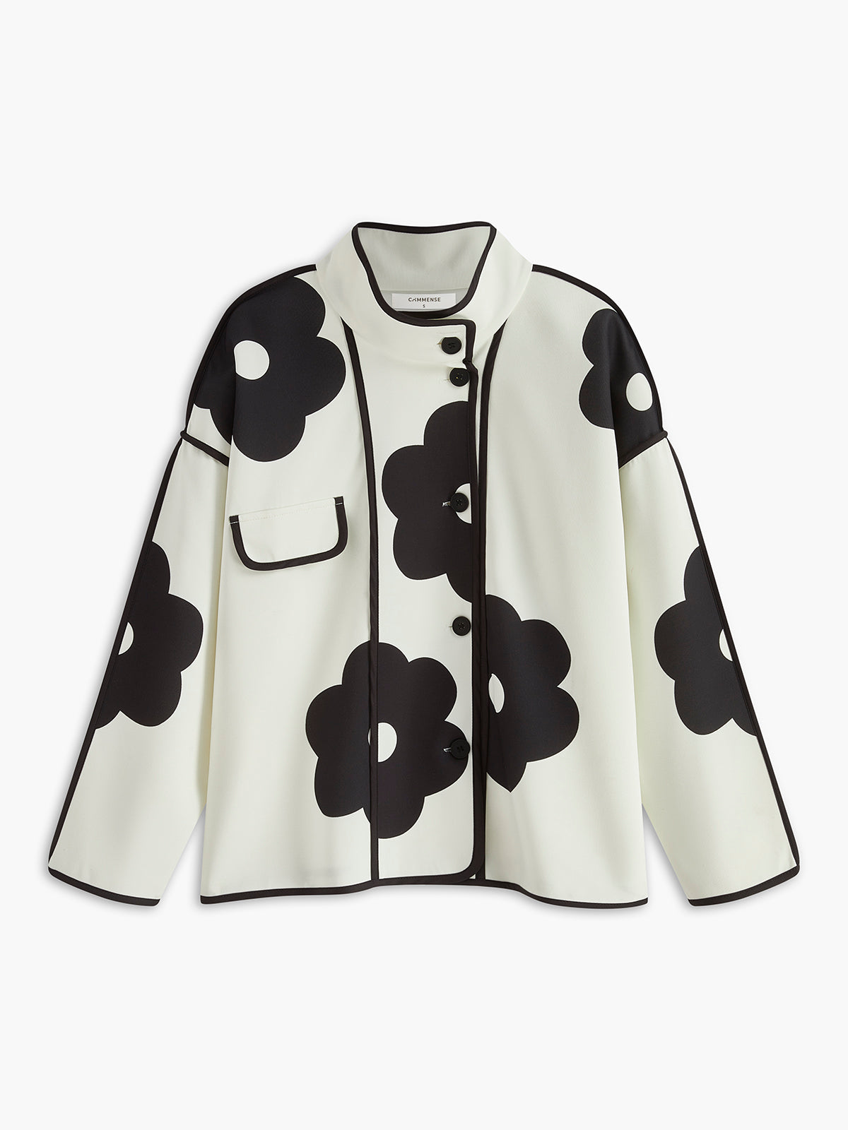 Well Tailored Jacket with a Graceful Silhouette