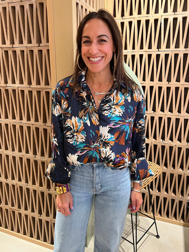 Elegantly Styled Blouse for Everyday Wear