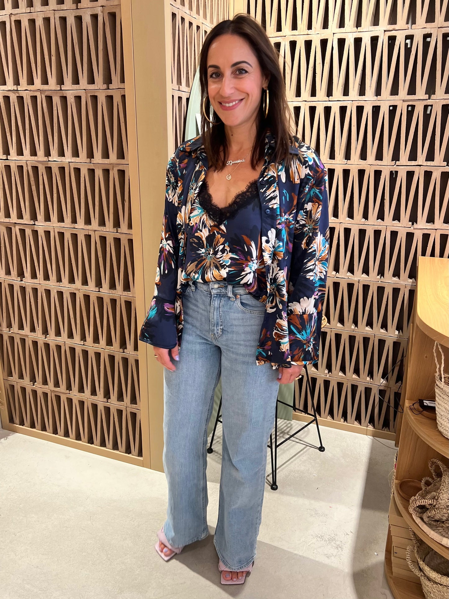 Elegantly Styled Blouse for Everyday Wear