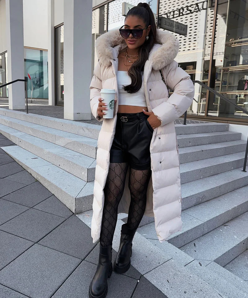 Effortlessly Elegant Coat with a Timeless Design