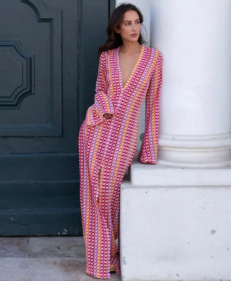 Classic Vintage & Enduringly Stylish Dress