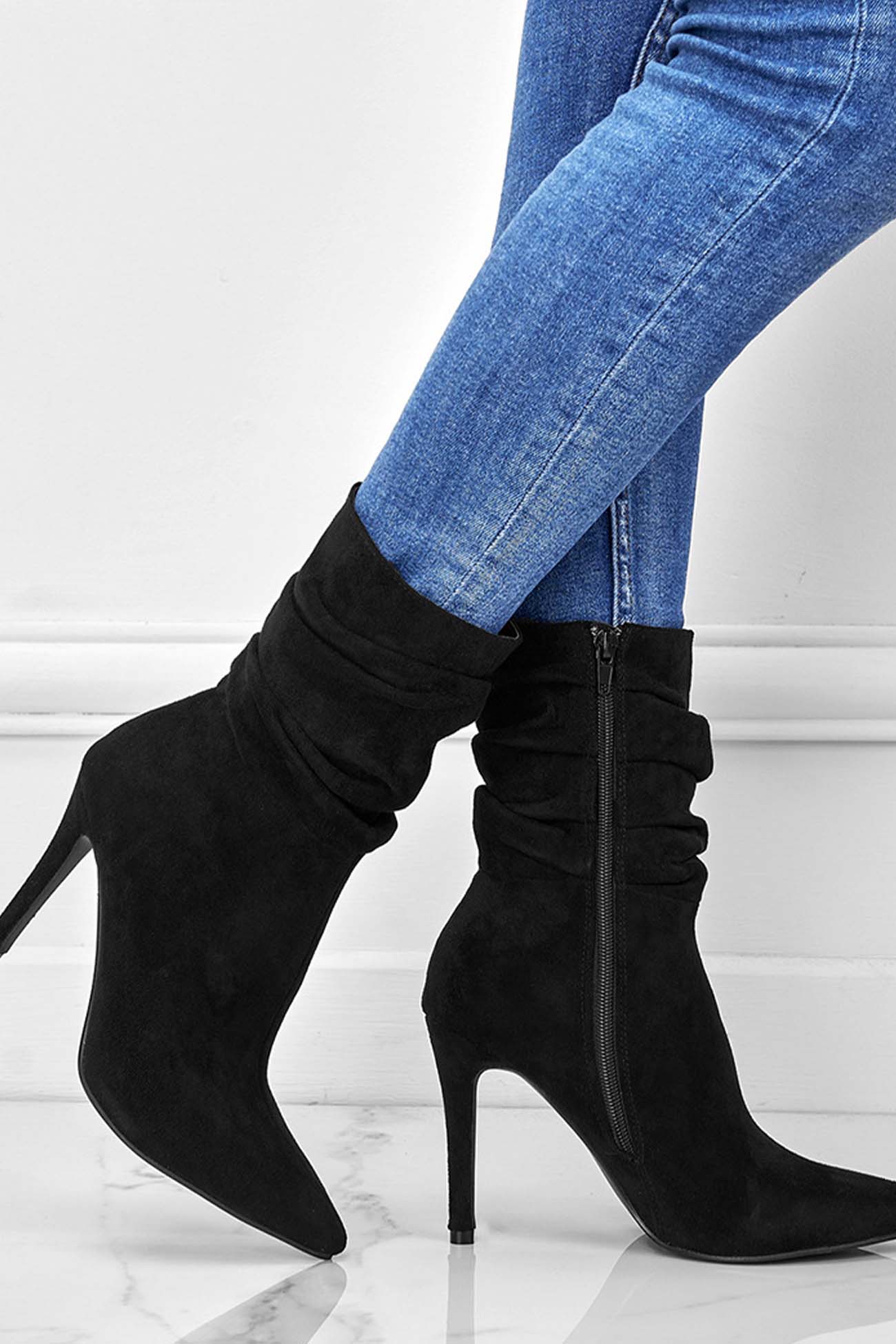 Graceful Orthopedic Boots for Modern Look