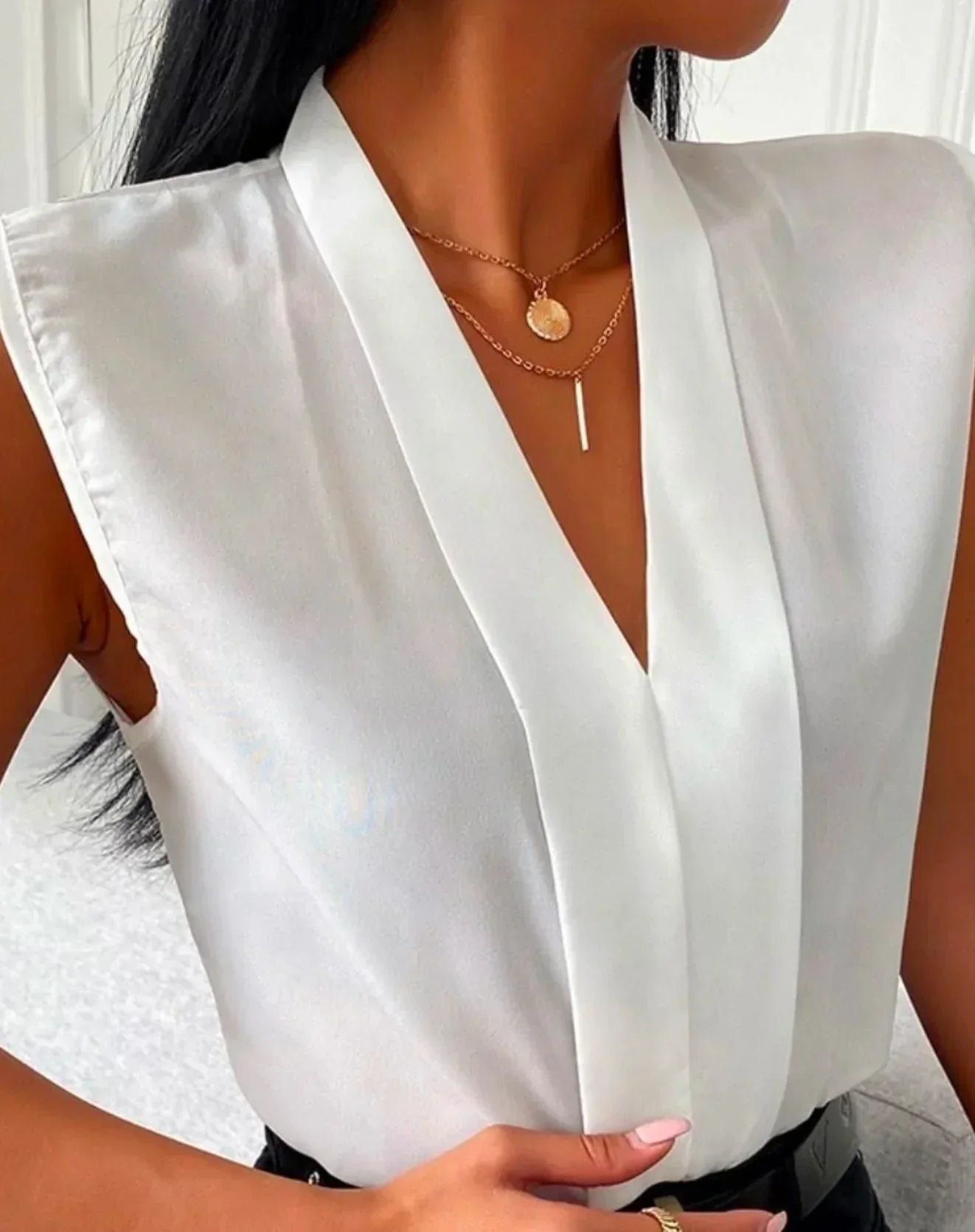 Elegantly Styled Blouse for Everyday Wear