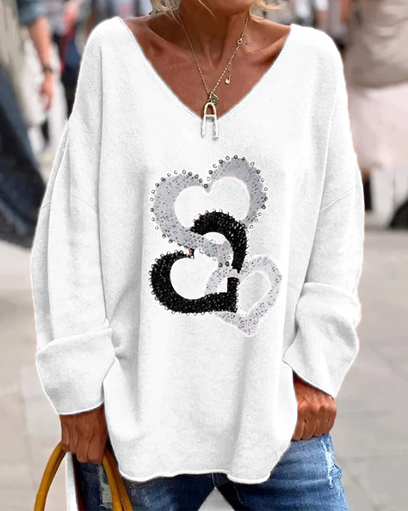 Effortlessly Elegant Sweater with a Timeless Design