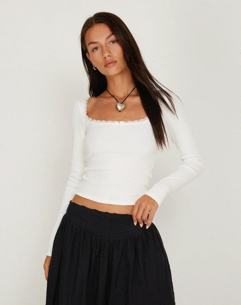 Beautifully Crafted Shirt in a Classic Style