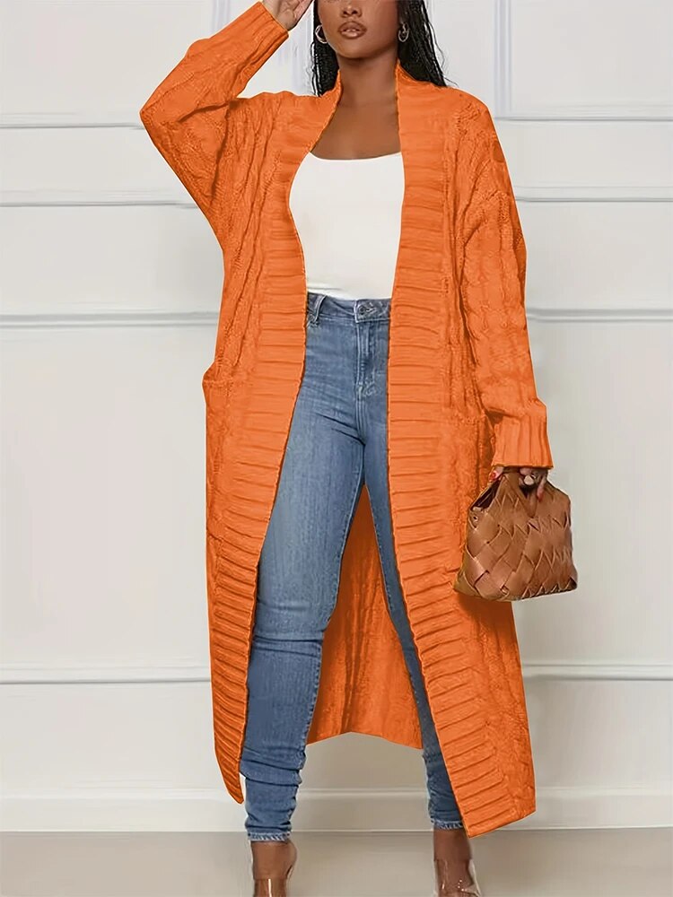 Well Tailored Jacket with a Graceful Silhouette