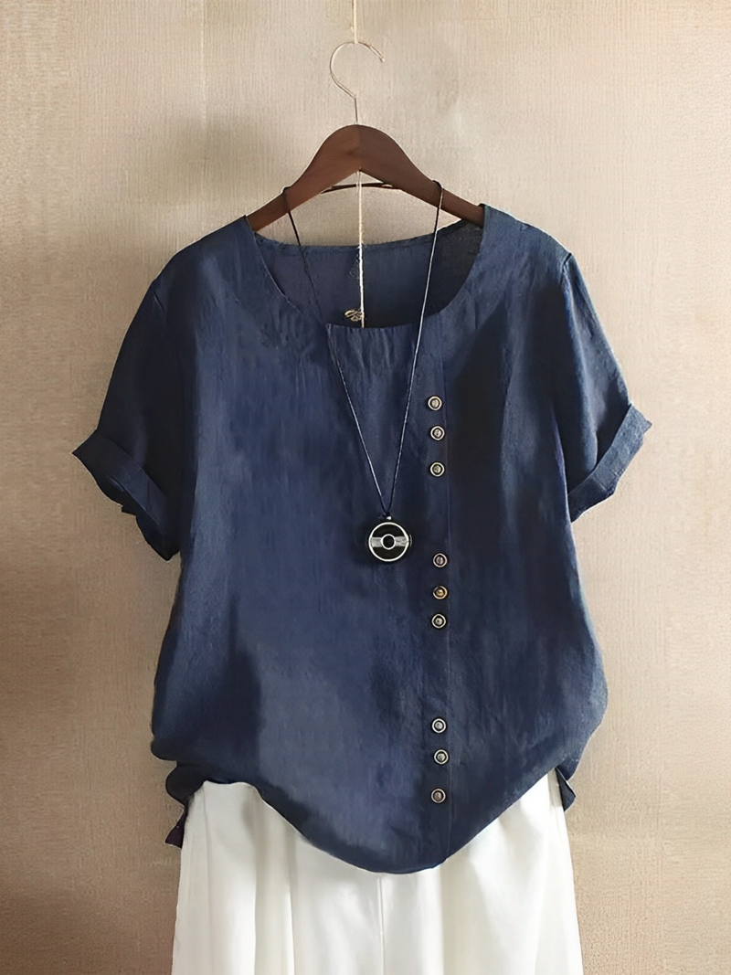 Sophisticated Shirt with a Clean Classic Look