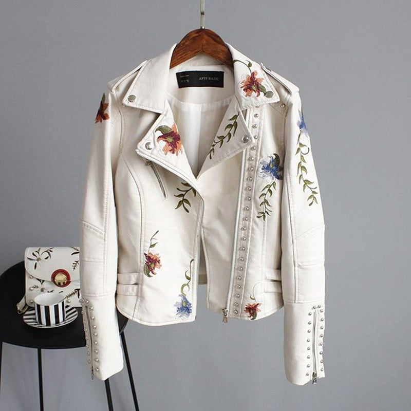 Gracefully Styled Jacket for Any Occasion
