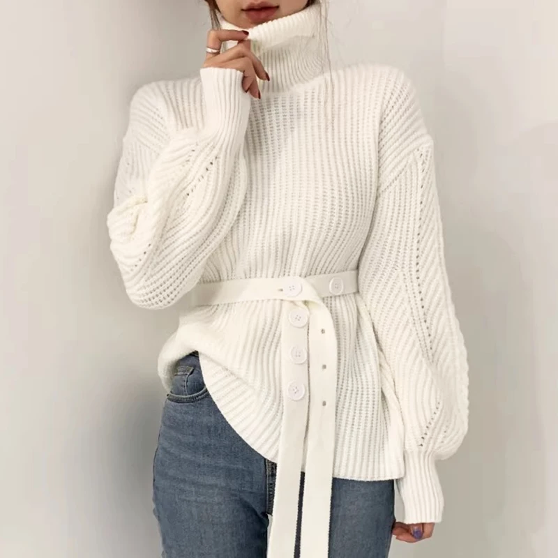 Beautifully Finished Sweater in a Timeless Design