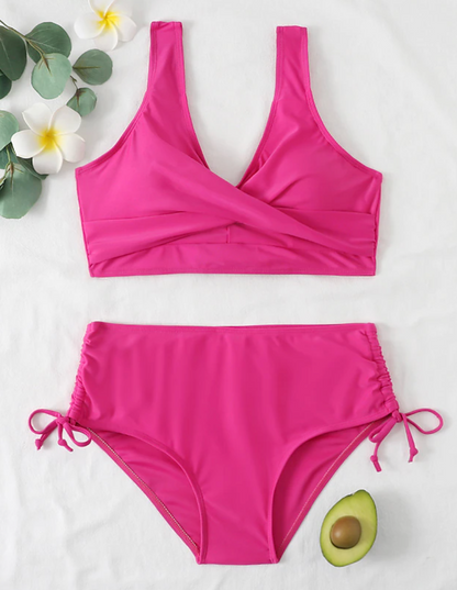 Effortlessly Elegant Garment with a Timeless Design