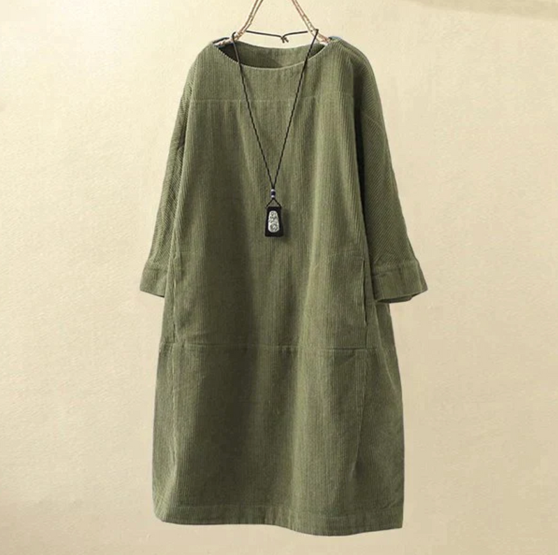 Classic Vintage & Enduringly Stylish Dress