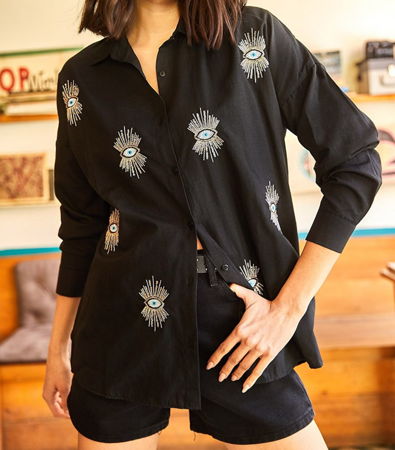 Elegantly Styled Blouse for Everyday Wear