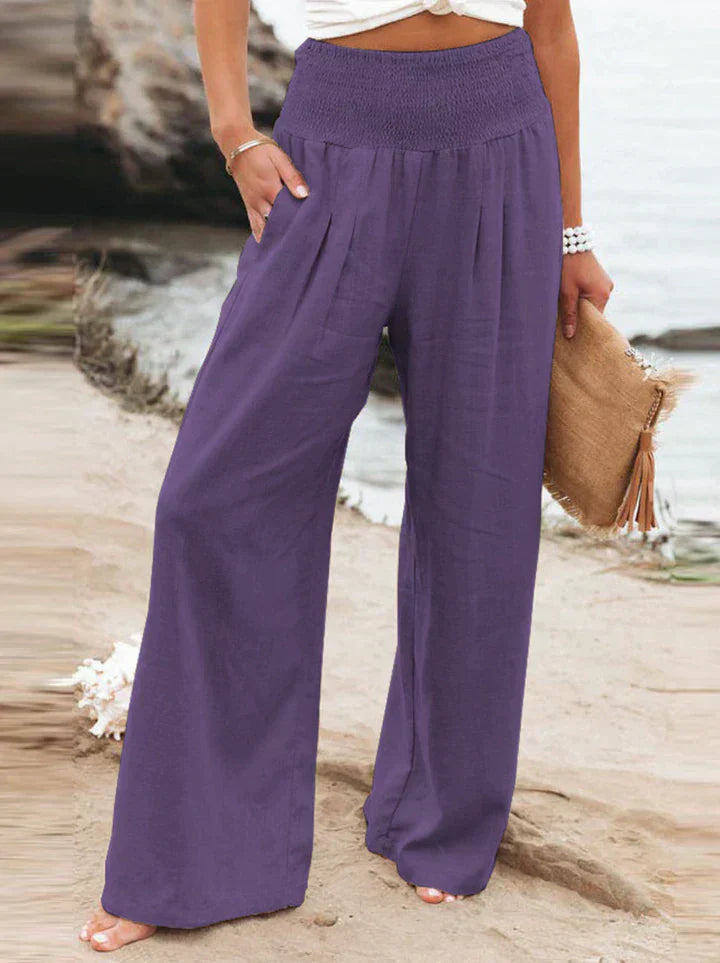 Classic Vintage Trousers with a Flattering Fit
