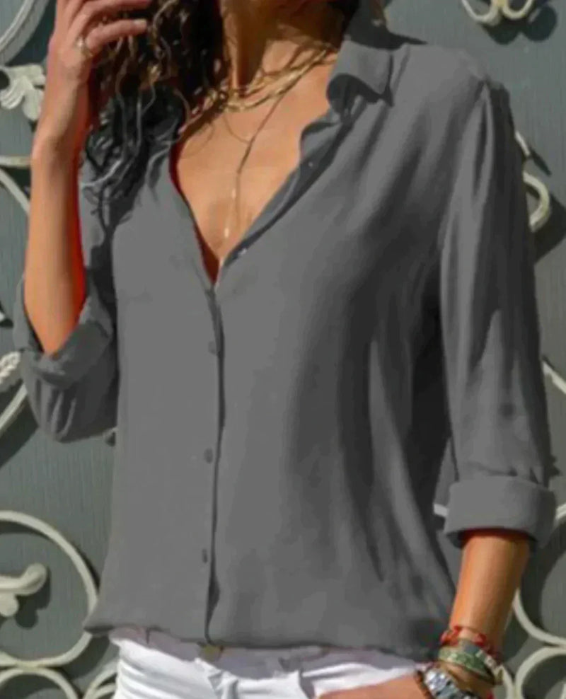 Classic Vintage & Enduringly Stylish Blouse