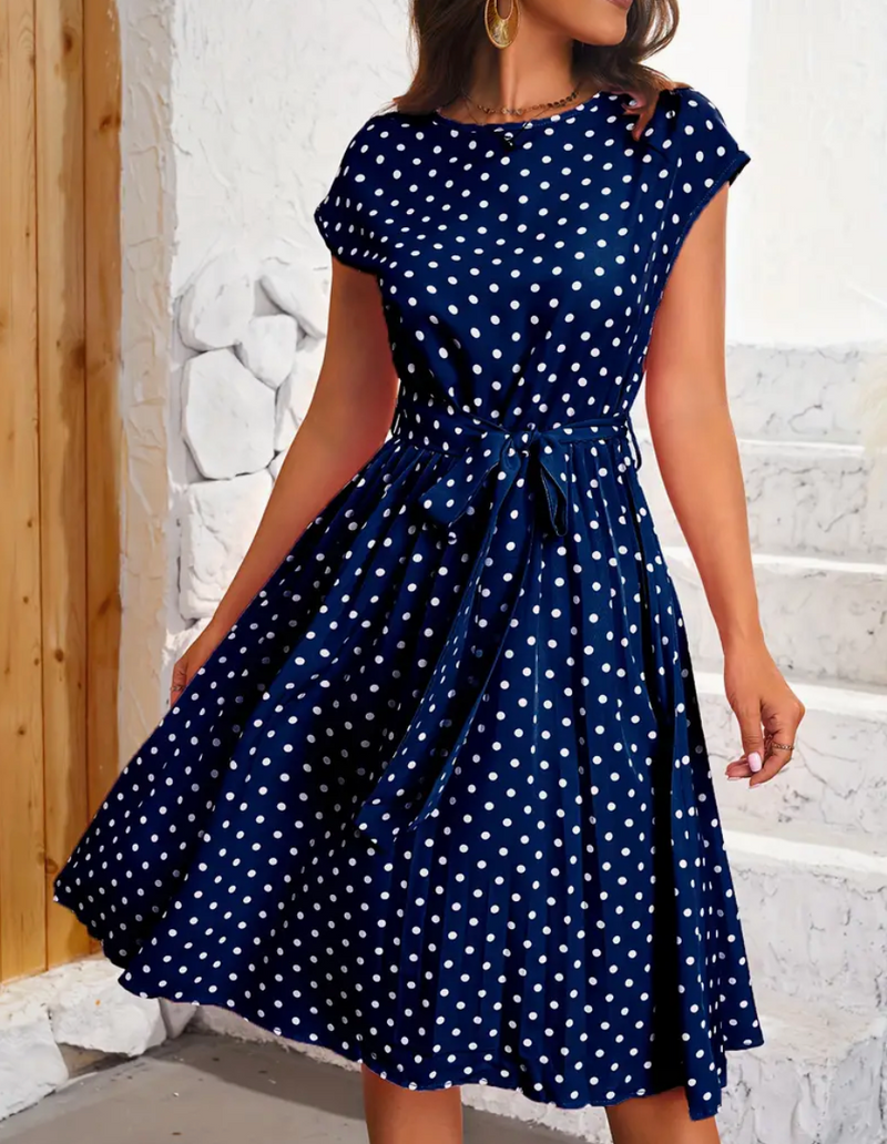 Classic Vintage & Enduringly Stylish Dress