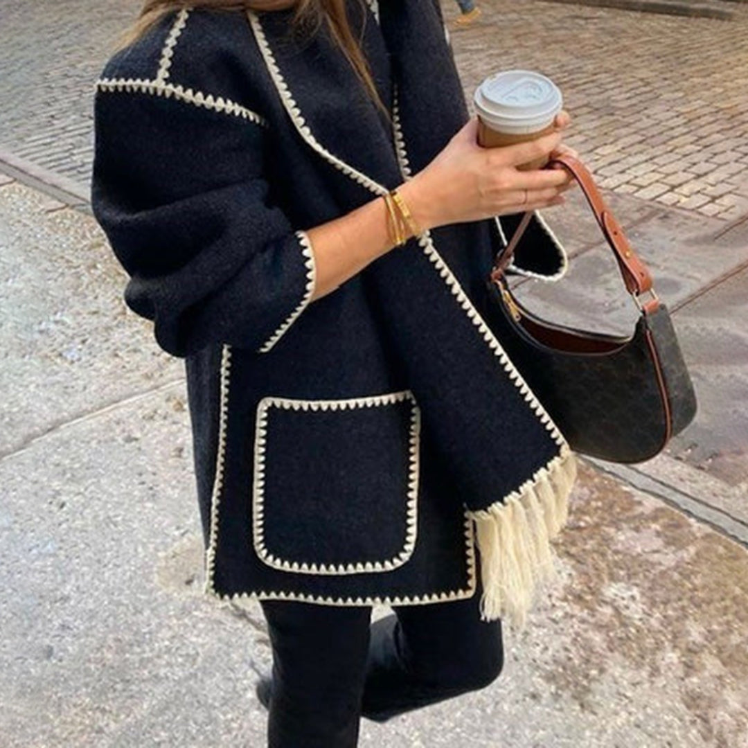 Well Tailored Jacket with a Graceful Silhouette