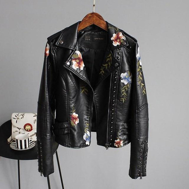 Gracefully Styled Jacket for Any Occasion