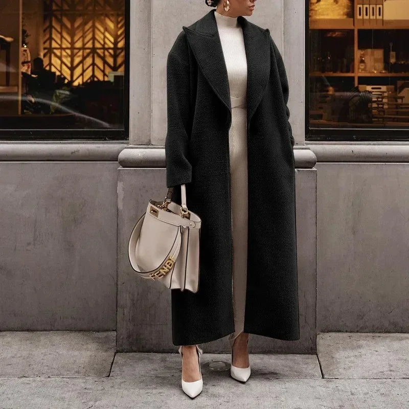 Gracefully Styled Coat for Any Occasion
