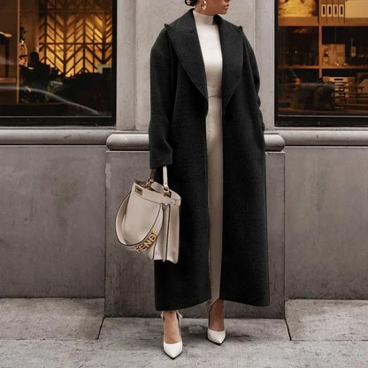 Gracefully Styled Coat for Any Occasion