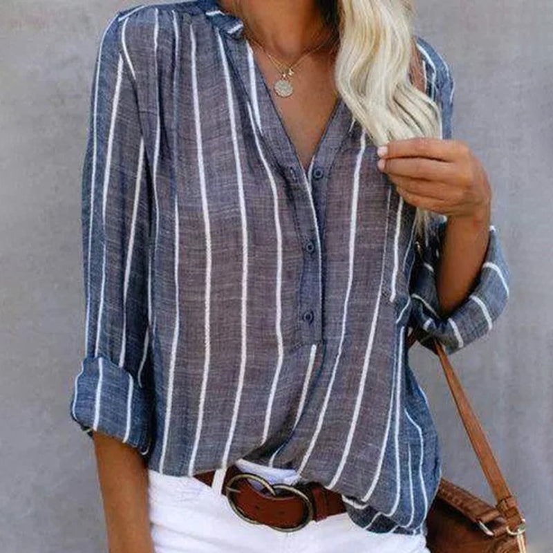 Classic Vintage Shirt with a Flattering Fit