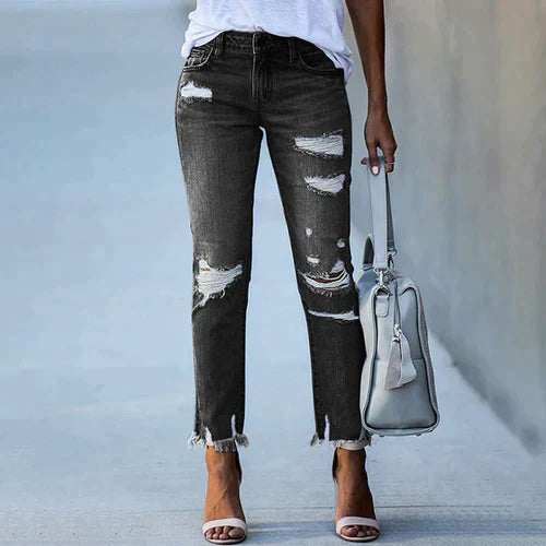 Gracefully Styled Pants for Any Occasion