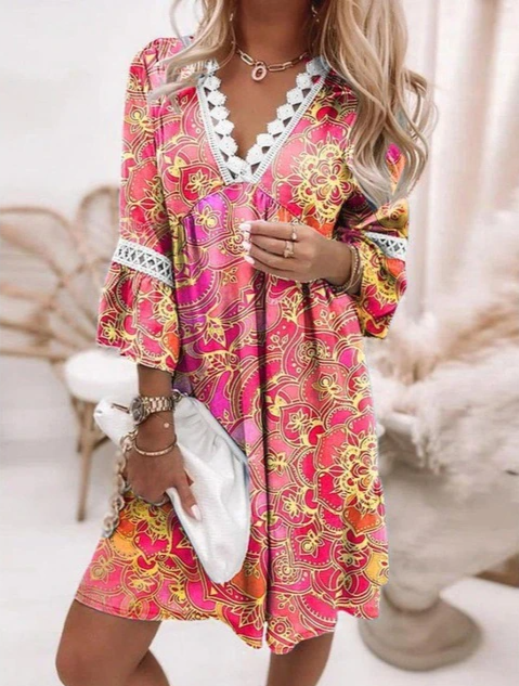 Classic Vintage Dress with a Flattering Fit