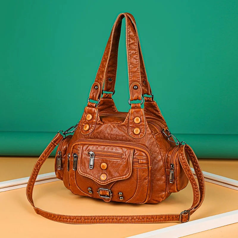 Polished Bag with an Effortless Classic Look