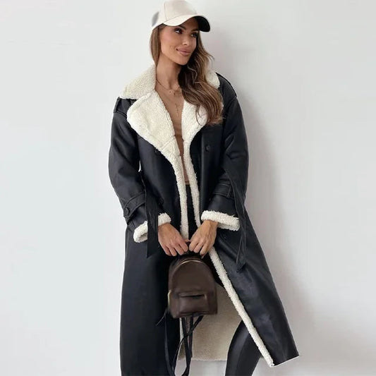 Effortlessly Elegant Jacket with a Timeless Design