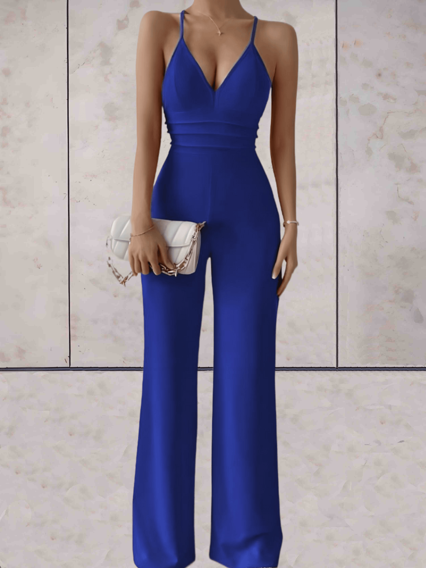 Beautifully Finished Garment in a Timeless Design