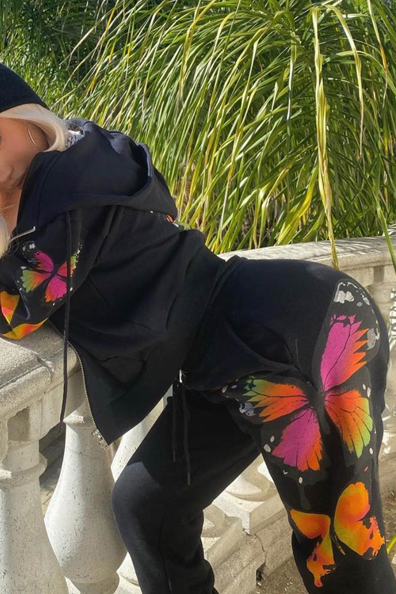 Gracefully Styled Garment for Any Occasion