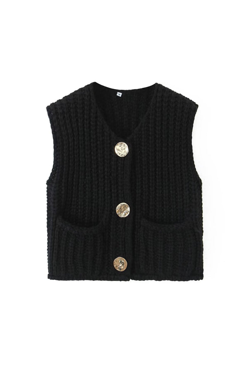 Well Tailored Cardigan with a Graceful Silhouette