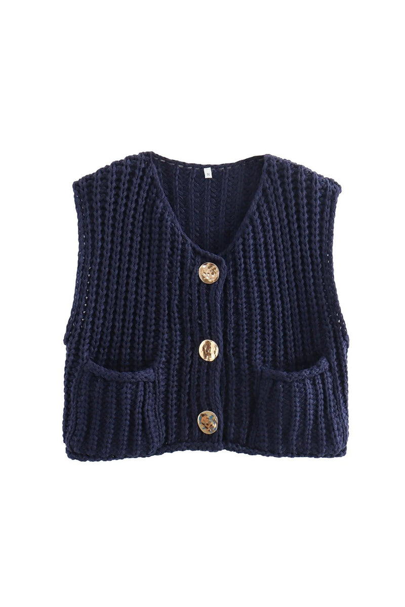 Well Tailored Cardigan with a Graceful Silhouette