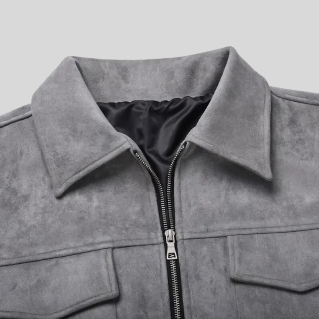 Well Tailored Jacket with a Graceful Silhouette