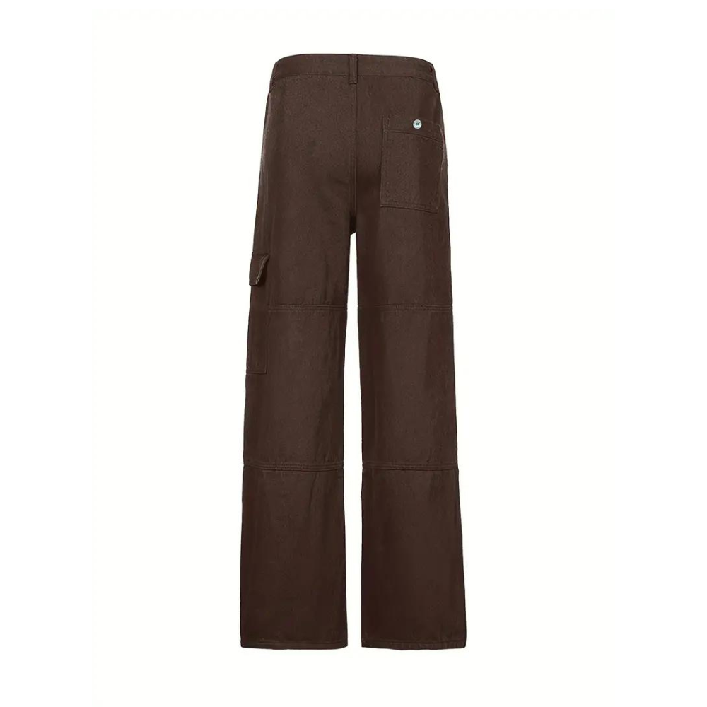 Effortlessly Elegant Pants with a Timeless Design