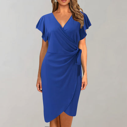 Effortlessly Elegant Dress with a Timeless Design