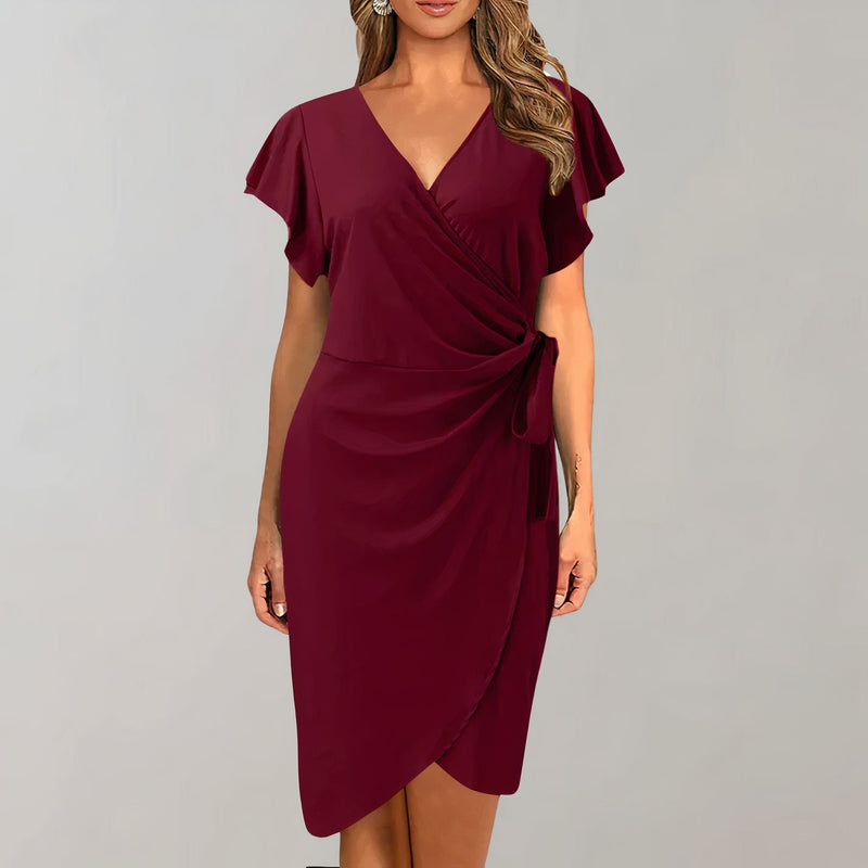 Effortlessly Elegant Dress with a Timeless Design