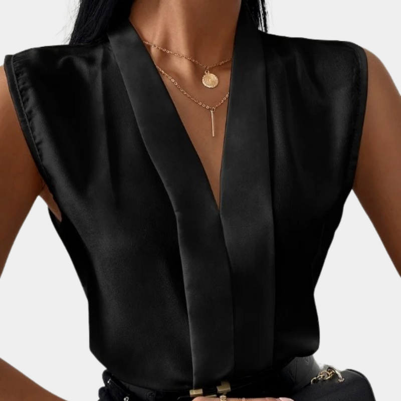 Beautifully Finished Blouse in a Timeless Design