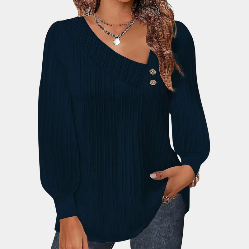 Effortlessly Elegant Blouse with a Timeless Design