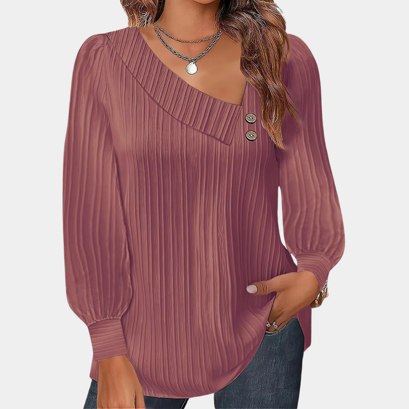 Effortlessly Elegant Blouse with a Timeless Design