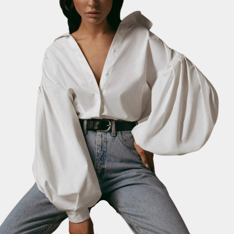 Classic Vintage Blouse with a Flattering Fit