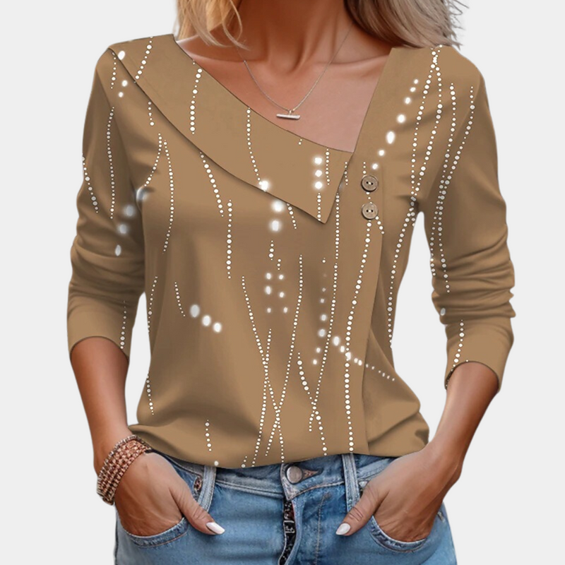 Beautifully Crafted Blouse in a Classic Style