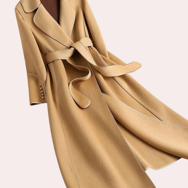 Beautifully Crafted Coat in a Classic Style