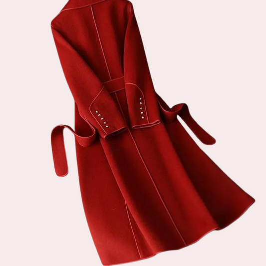Beautifully Crafted Coat in a Classic Style