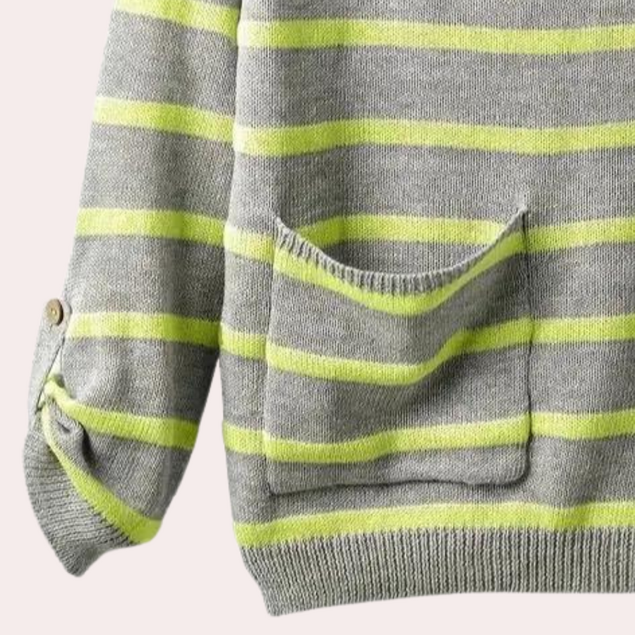 Well Tailored Sweater with a Graceful Silhouette