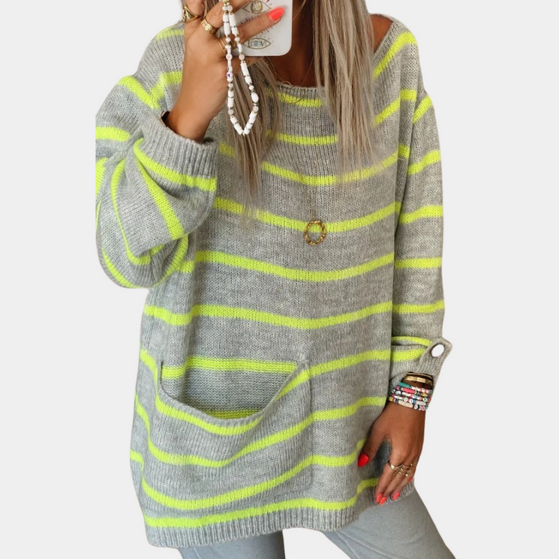 Well Tailored Sweater with a Graceful Silhouette