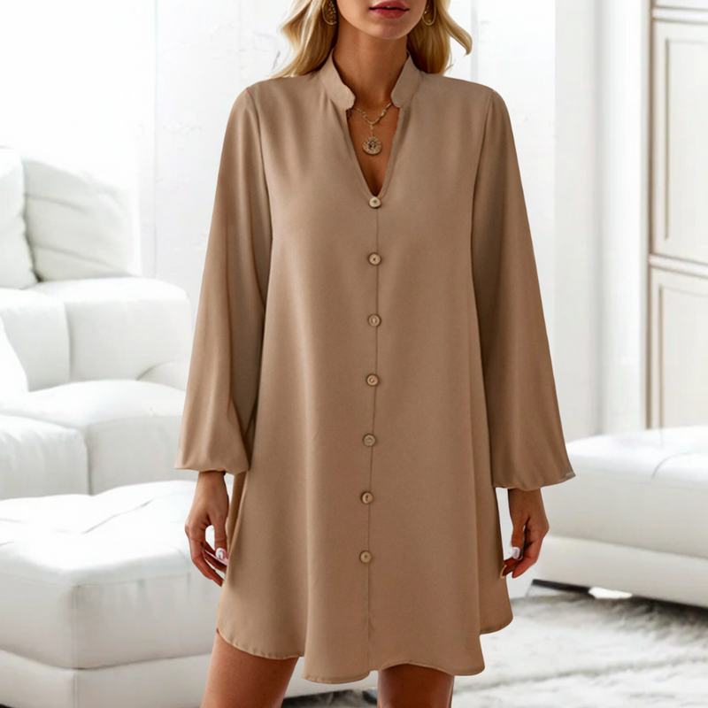 Beautifully Finished Garment in a Timeless Design